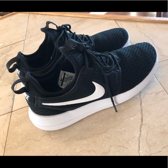 Nike Shoes - Nike shoes